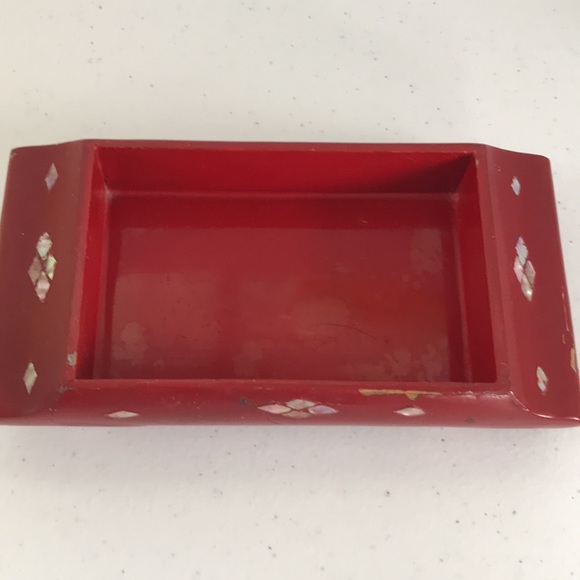 Vintage Oriental Red Lacquer Jewelry Box with Abalone Inlay with Rooster Design - Picture 5 of 14